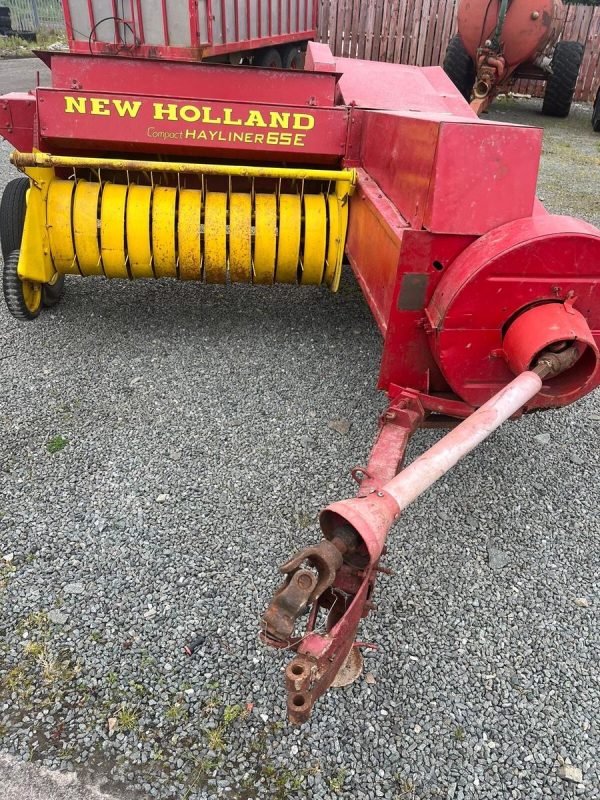 New Holland compact hayliner